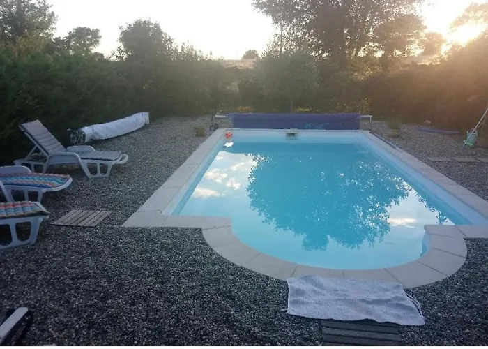 Cuisine Independant 2 Pers Piscine Proche Thermes Des Fumades *